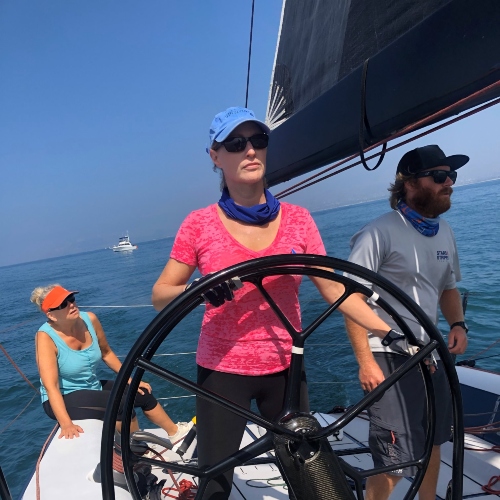 Stephanie-Winning-Lady-at-the-Helm-Farr-400-resize (1)